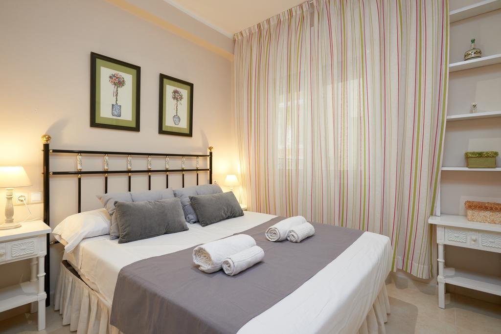 Ferienwohnung DIFFERENTFLATS Morsa Salou Exterior foto