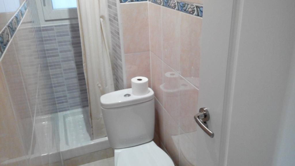 Ferienwohnung DIFFERENTFLATS Morsa Salou Zimmer foto